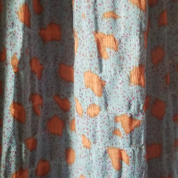 Entro Blouse - Picture 4 of 11